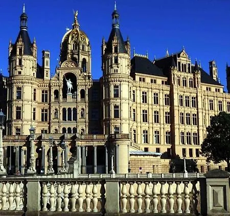 Ferienwohnung In Zentrum Schwerin * Schwerin (Mecklenburg-Vorpommern)